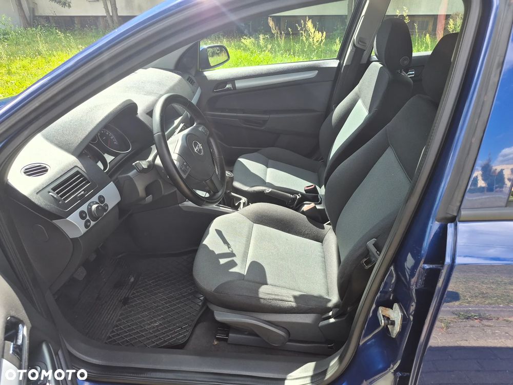 Opel Astra 1.6 Elegance - 22