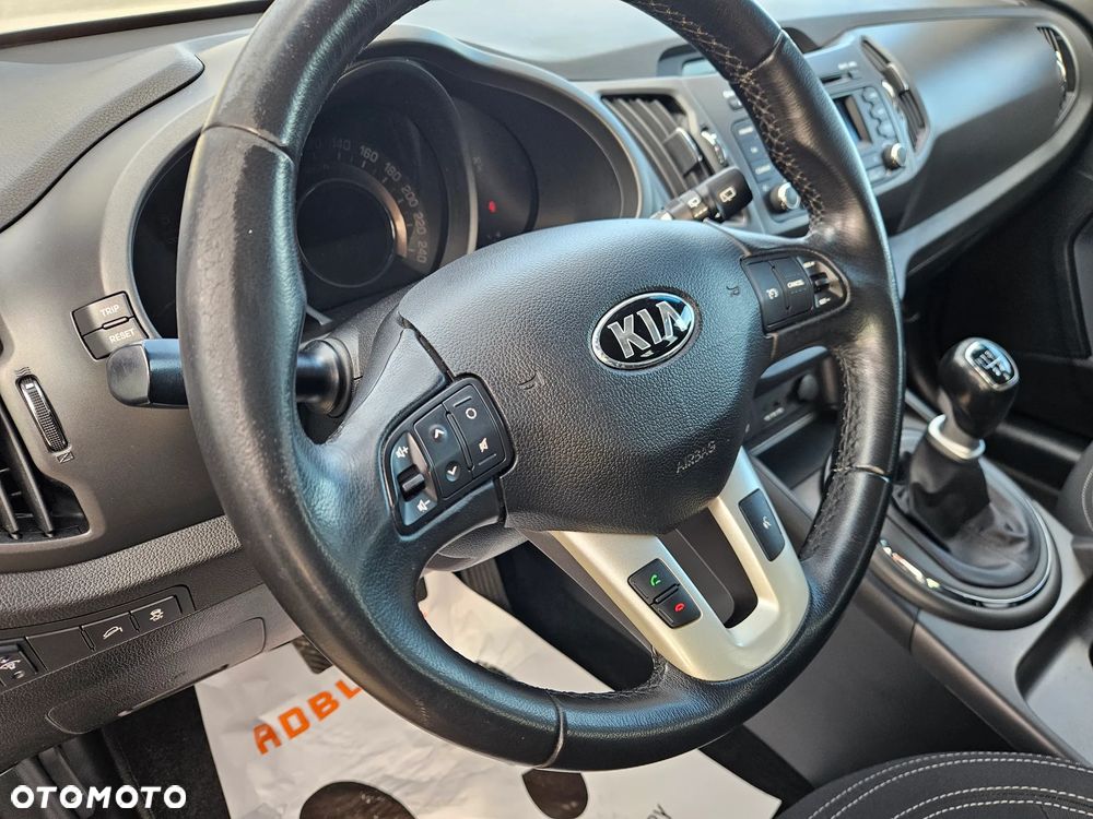 Kia Sportage - 16
