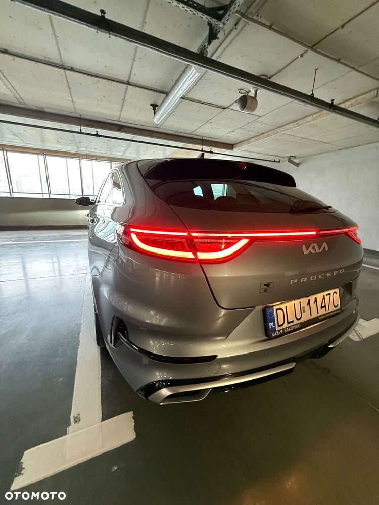 Kia ProCeed - 1