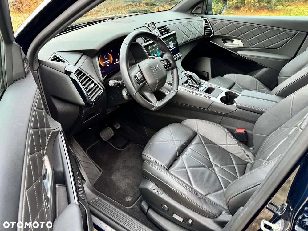 DS Automobiles DS 7 Crossback - 11