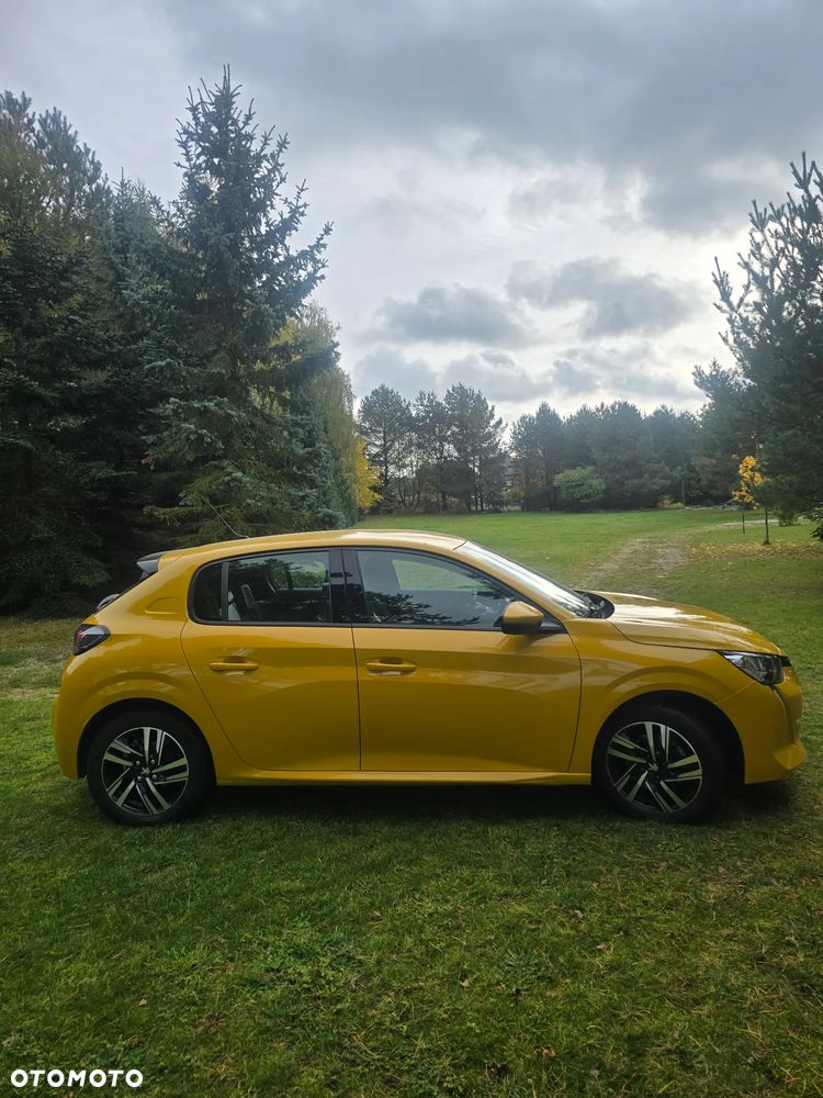 Peugeot 208 - 4