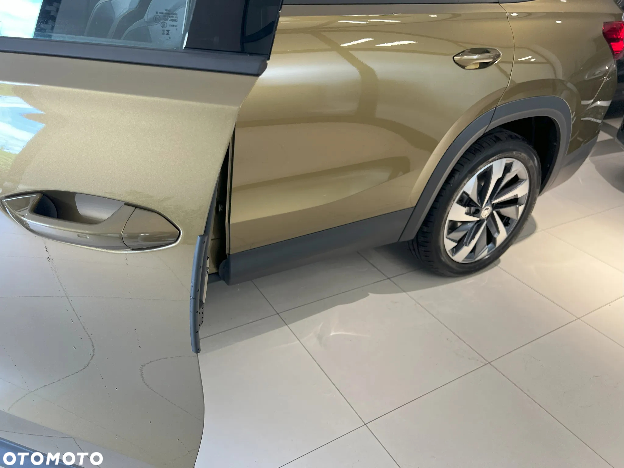 Skoda Kodiaq 1.5 TSI mHEV 4x2 Selection DSG - 17