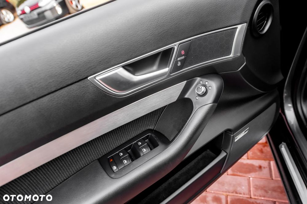 Audi A6 Avant 3.0 TDI DPF quattro tiptronic - 24