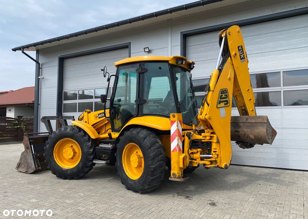 JCB 4CX Koparko ładowarka - 3