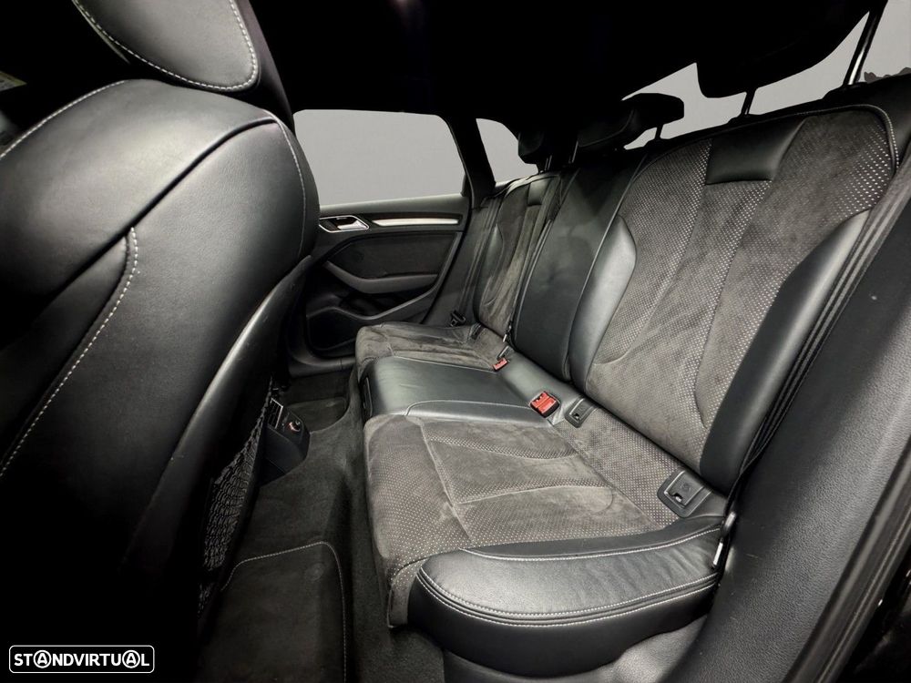 Audi A3 Sportback 2.0 TDI S-line S tronic - 14
