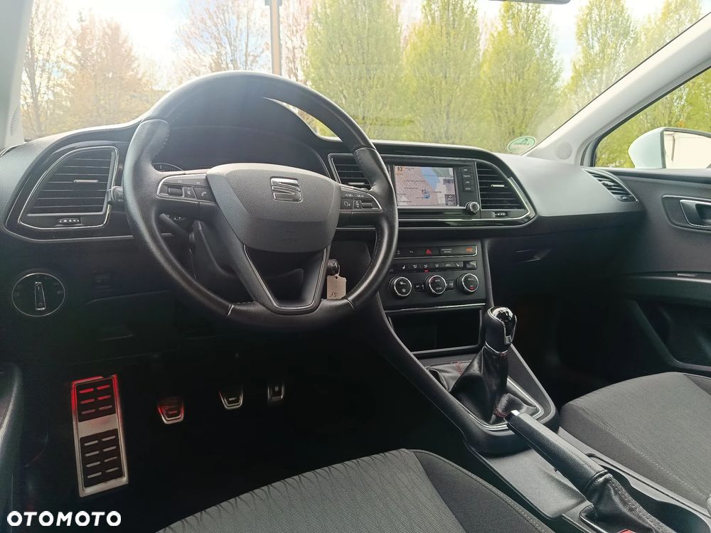 Seat Leon 2.0 TDI DPF Style - 32