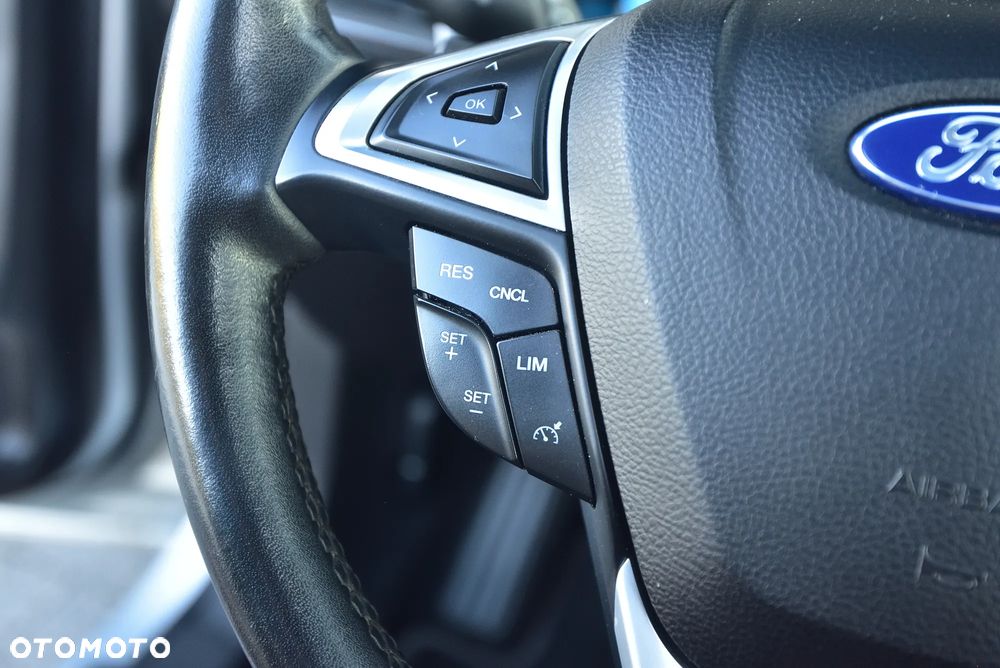 Ford Mondeo 2.0 EcoBlue Executive - 38