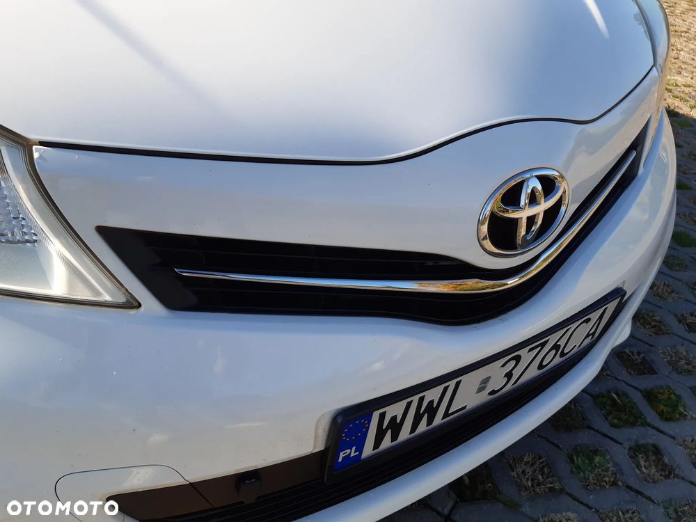 Toyota Yaris - 22