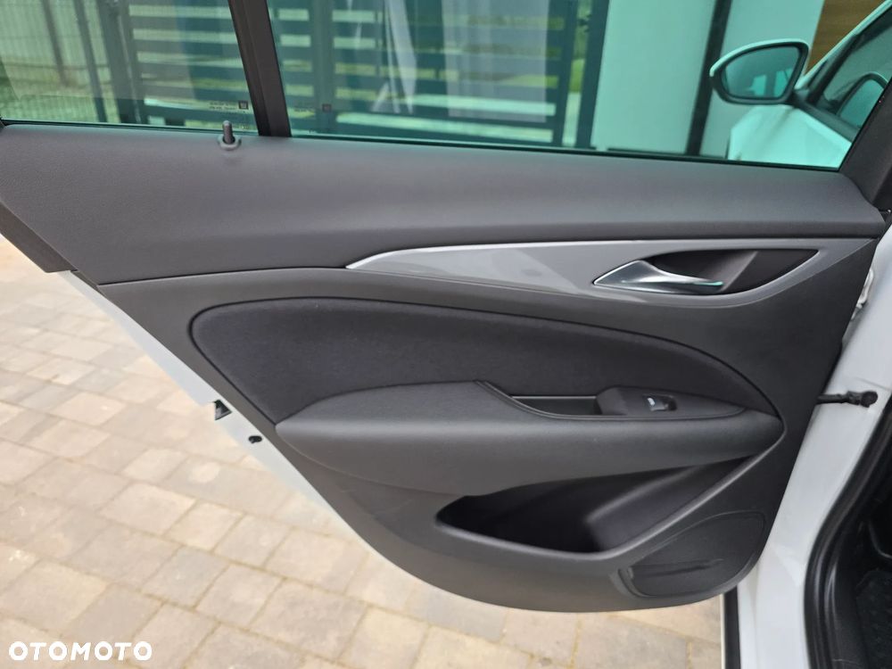 Opel Insignia 2.0 Automatik Edition - 12