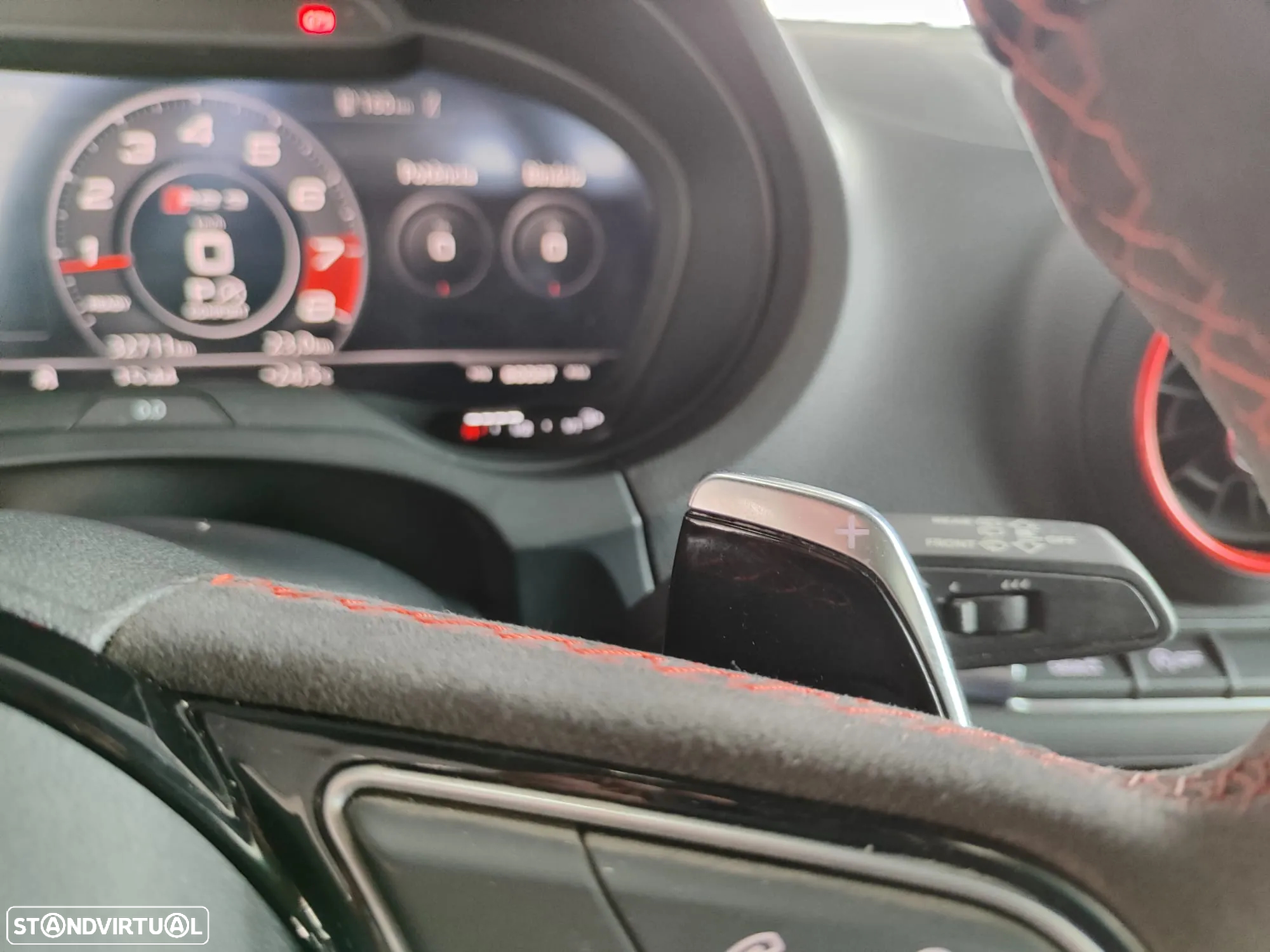 Audi RS3 Sportback 2.5 TFSI quattro S tronic - 32