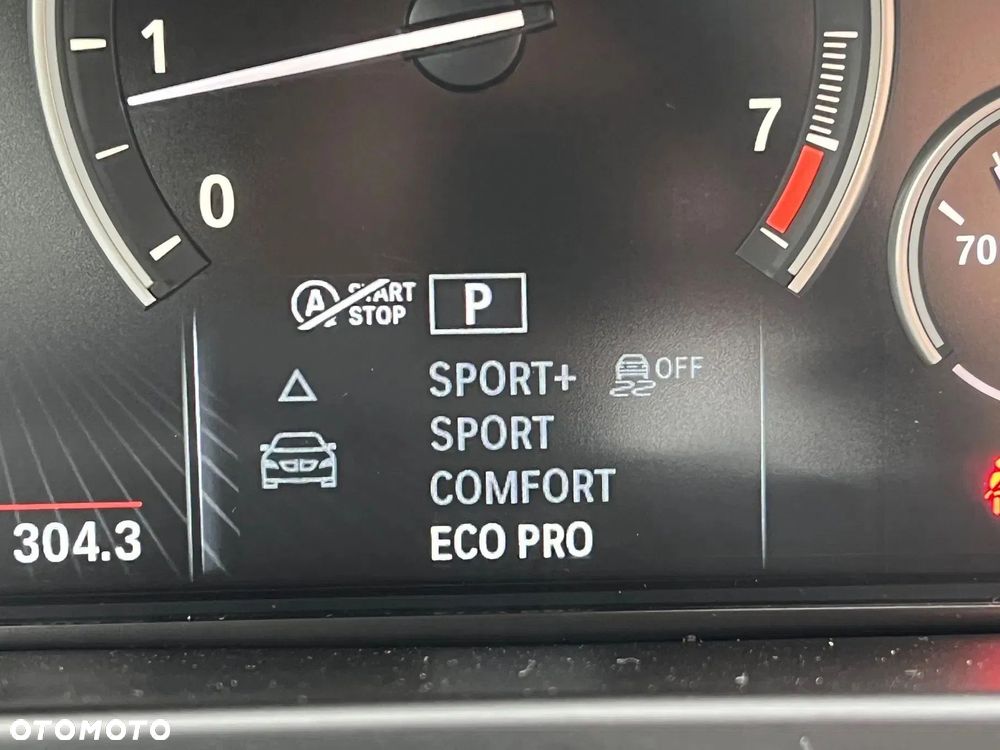 BMW X6 xDrive50i - 33