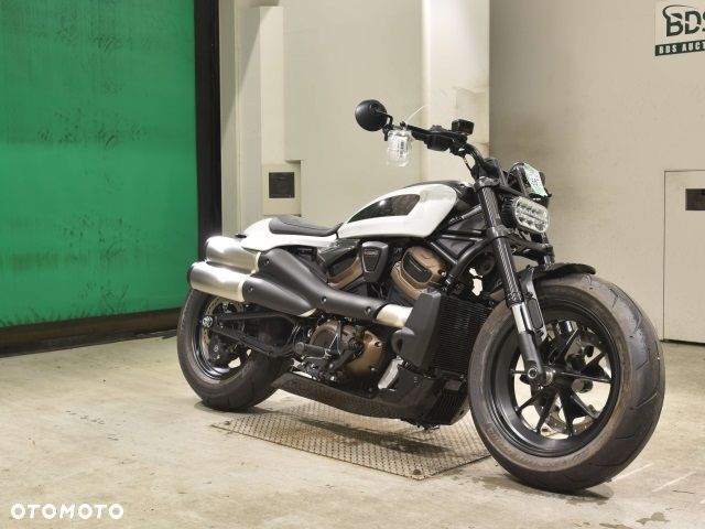 Harley-Davidson Sportster - 3