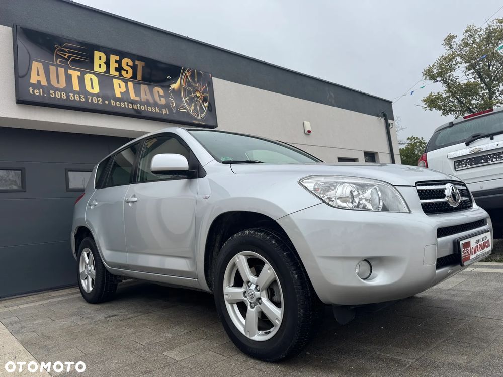 Toyota RAV4 2.0 4x4 Automatik Executive - 32