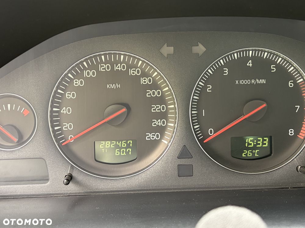 Volvo V70 2.4 Momentum - 14