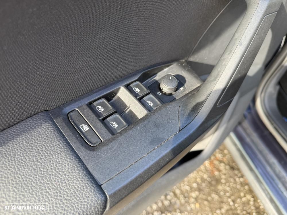 SEAT Arona 1.0 TSI FR DSG - 18