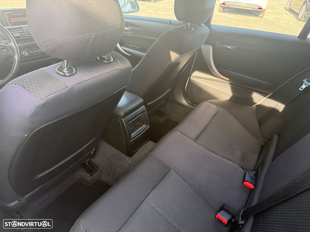 BMW 116 d EfficientDynamics Edition Urban Line - 17