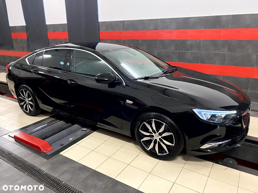 Opel Insignia 1.5 T Innovation S&S - 8