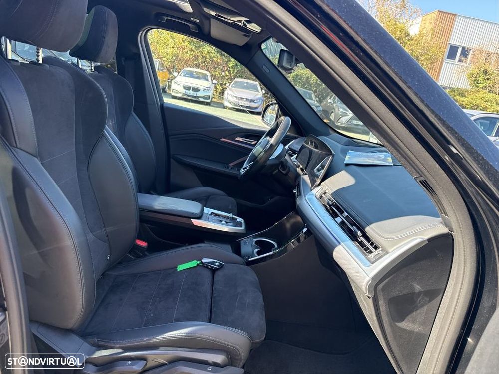 BMW iX1 xDrive30 Pack Desportivo M Pro - 5