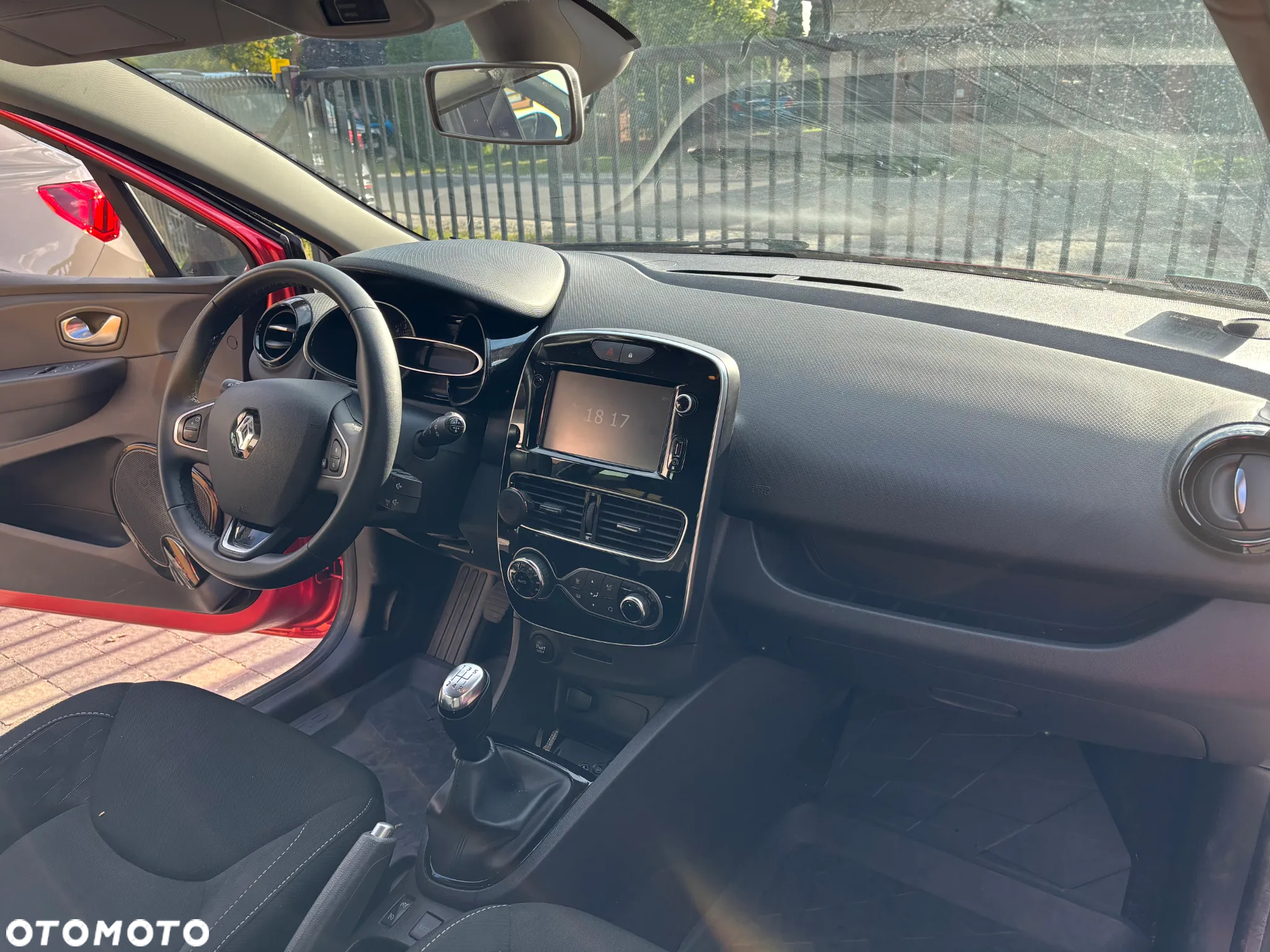 Renault Clio 0.9 Energy TCe Limited - 10