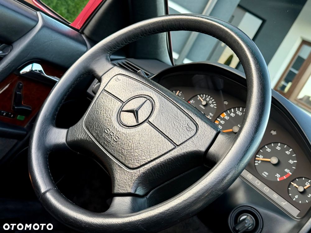 Mercedes-Benz SL - 9