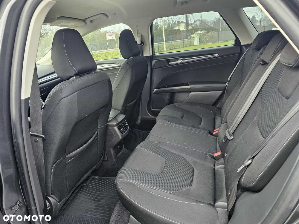 Ford Mondeo 2.0 EcoBlue Titanium - 18