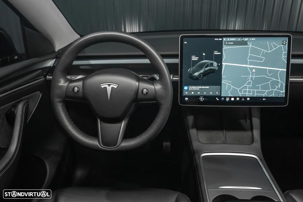 Tesla Model Y Long Range Dual Motor AWD - 8