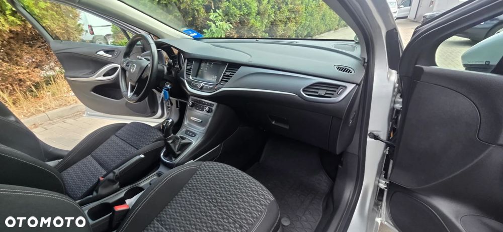 Opel Astra 1.6 D Start/Stop Edition - 37