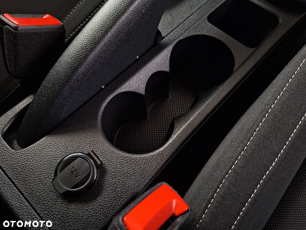 Skoda Fabia 1.0 TSI Ambition - 40