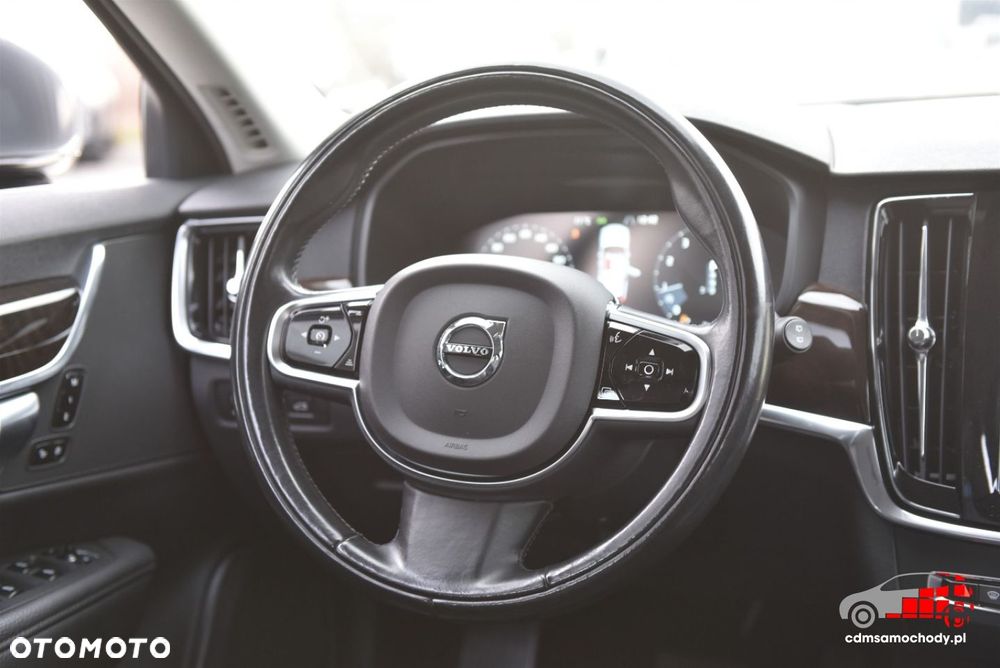 Volvo V90 T5 Momentum - 22