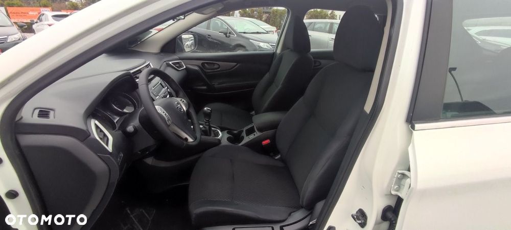 Nissan Qashqai - 16