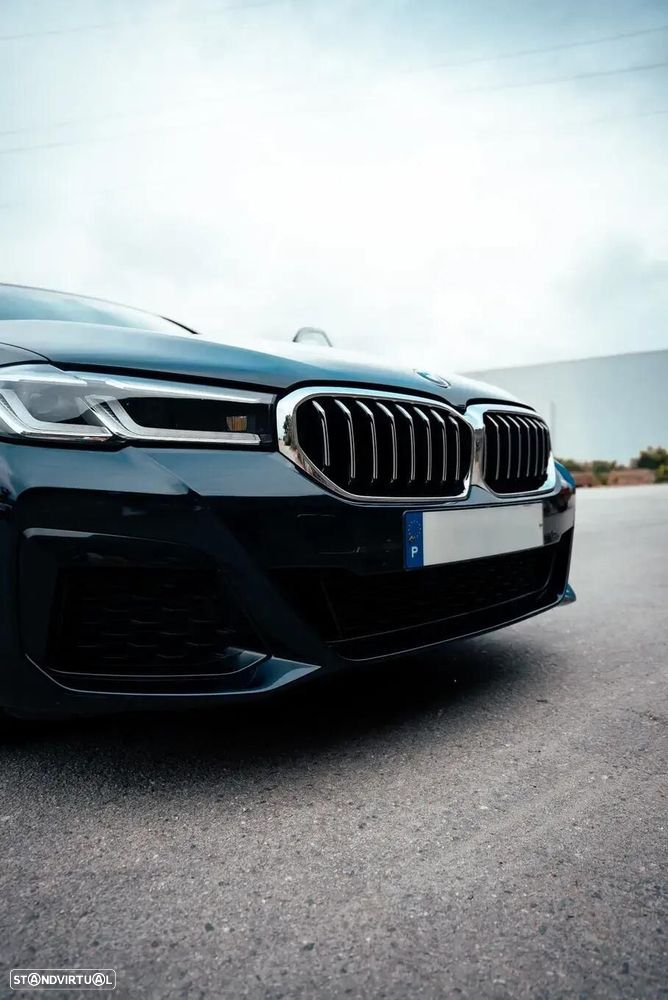 BMW 530 e Pack Desportivo M - 9