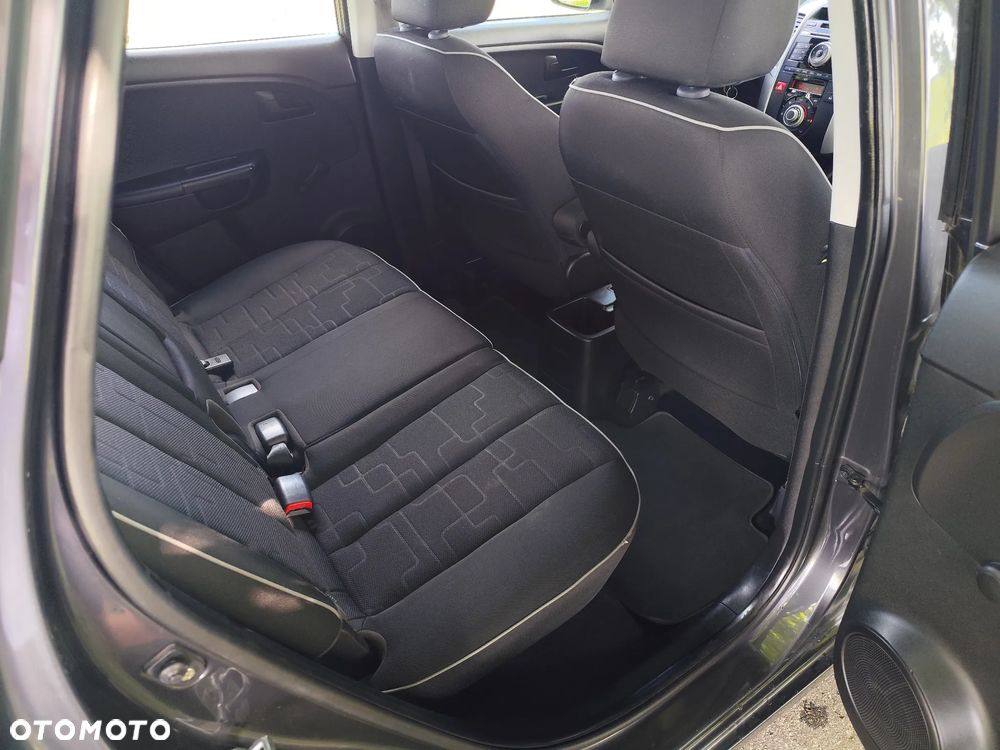 Kia Venga 1.4 CRDi L - 8