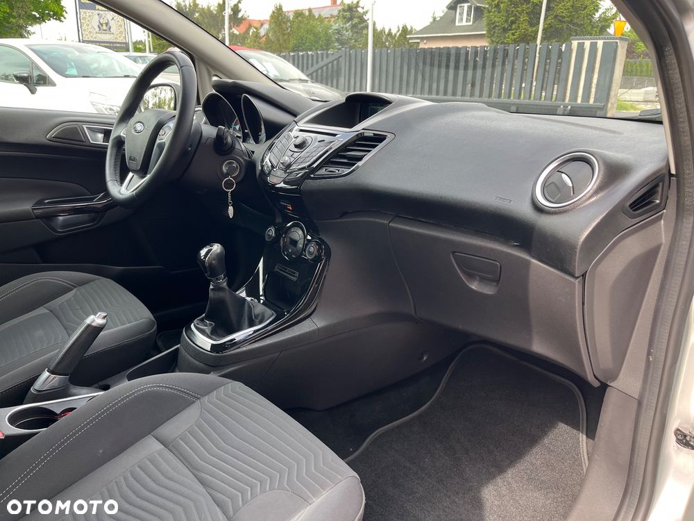 Ford Fiesta - 9