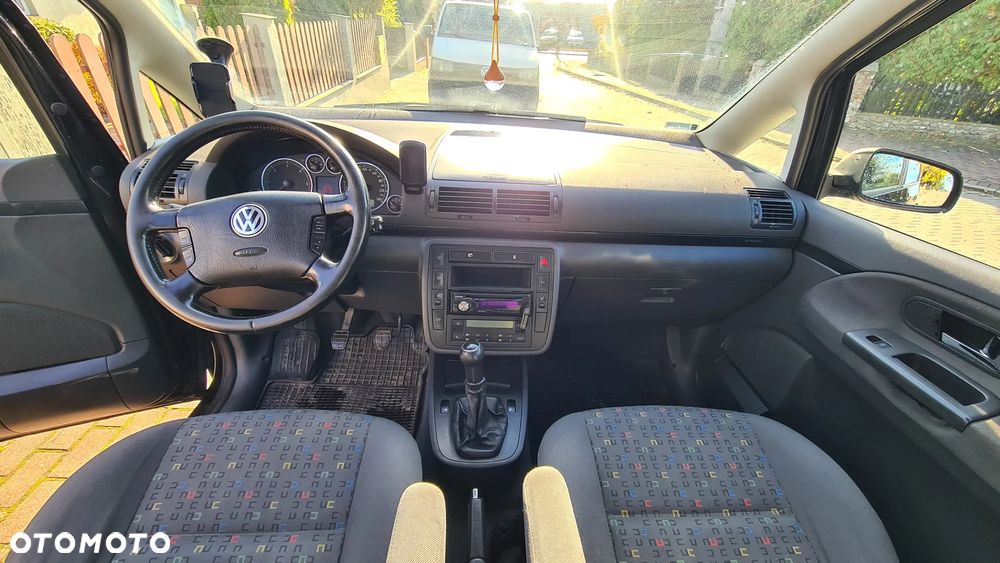 Volkswagen Sharan - 21