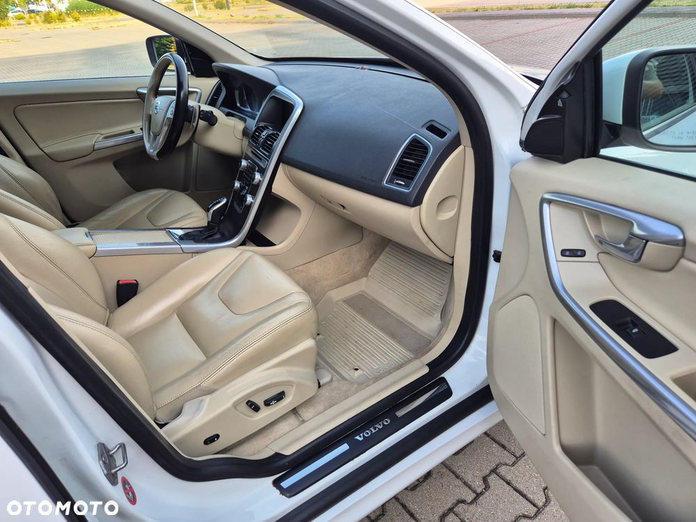 Volvo XC 60 - 10
