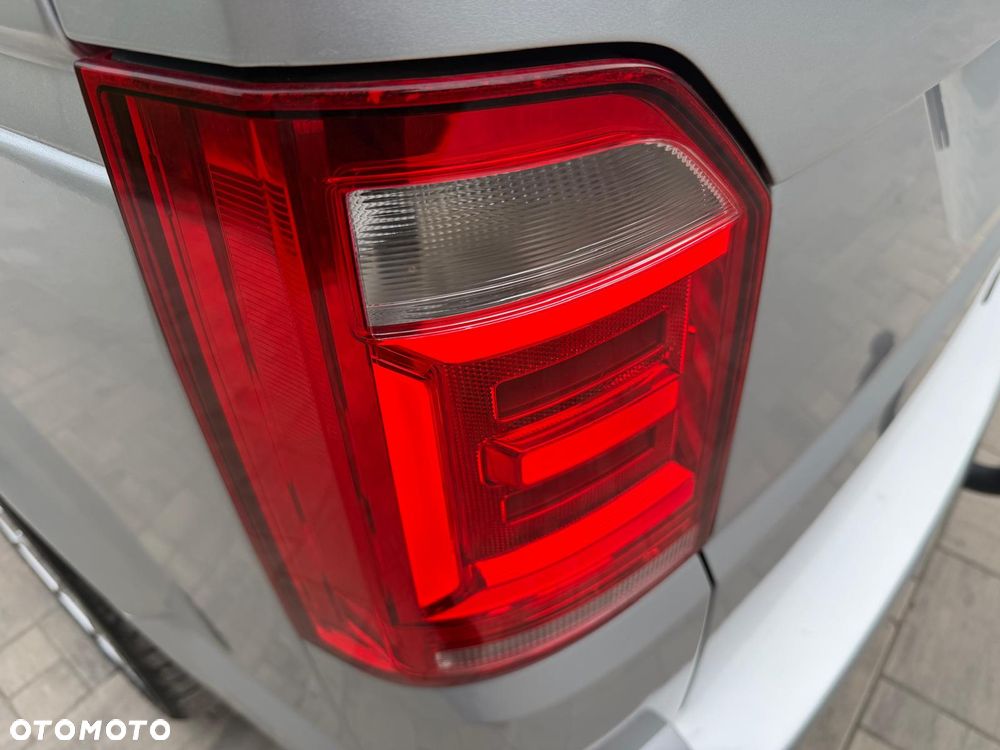 Volkswagen transporter - 16