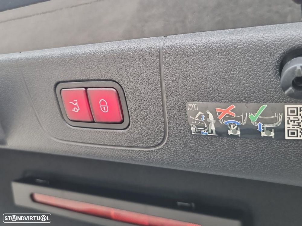 Mercedes-Benz CLA 250+ EQ - 25