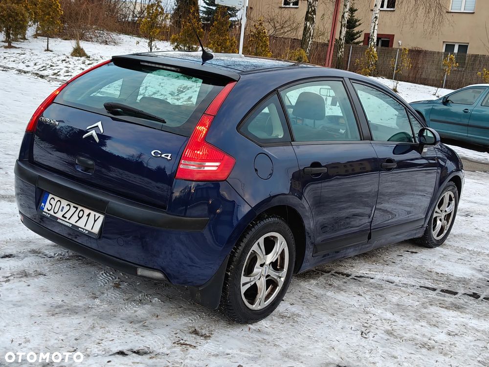 Citroën C4 1.4 16V Impress - 11