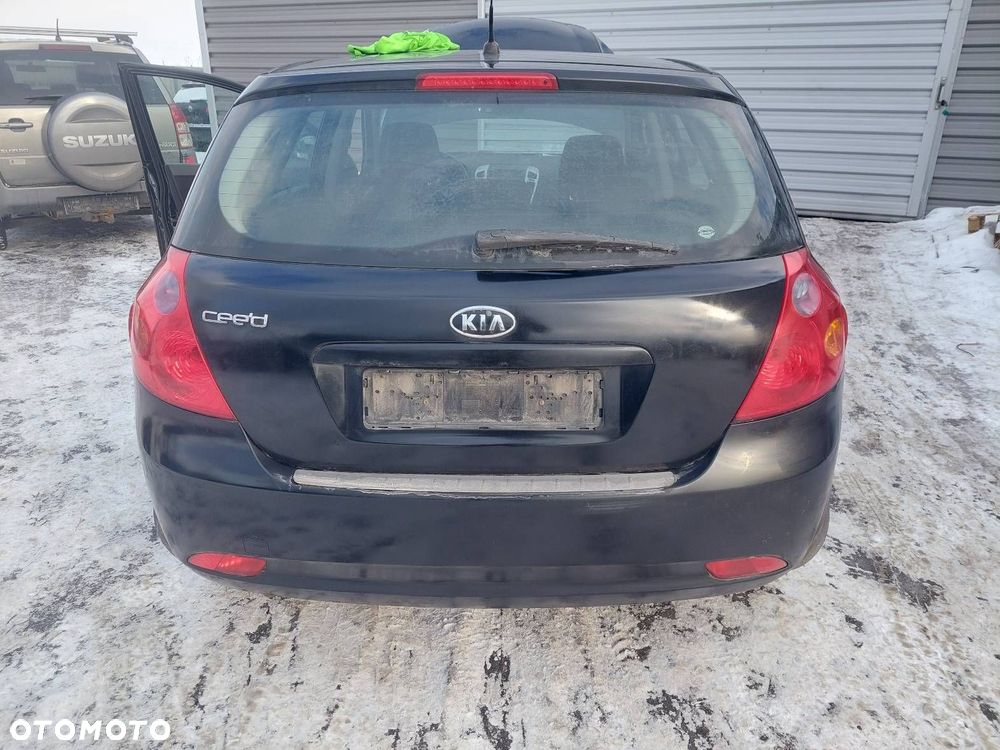KOMPLETNY TYŁ KIA CEED I 1K KLAPA BAGAŻNIKA ZDERZAK TYŁ LAMPY TYŁ - 1