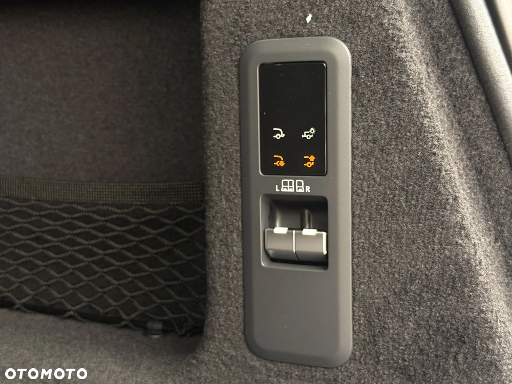 Land Rover Range Rover Sport D300 Dynamic SE - 15