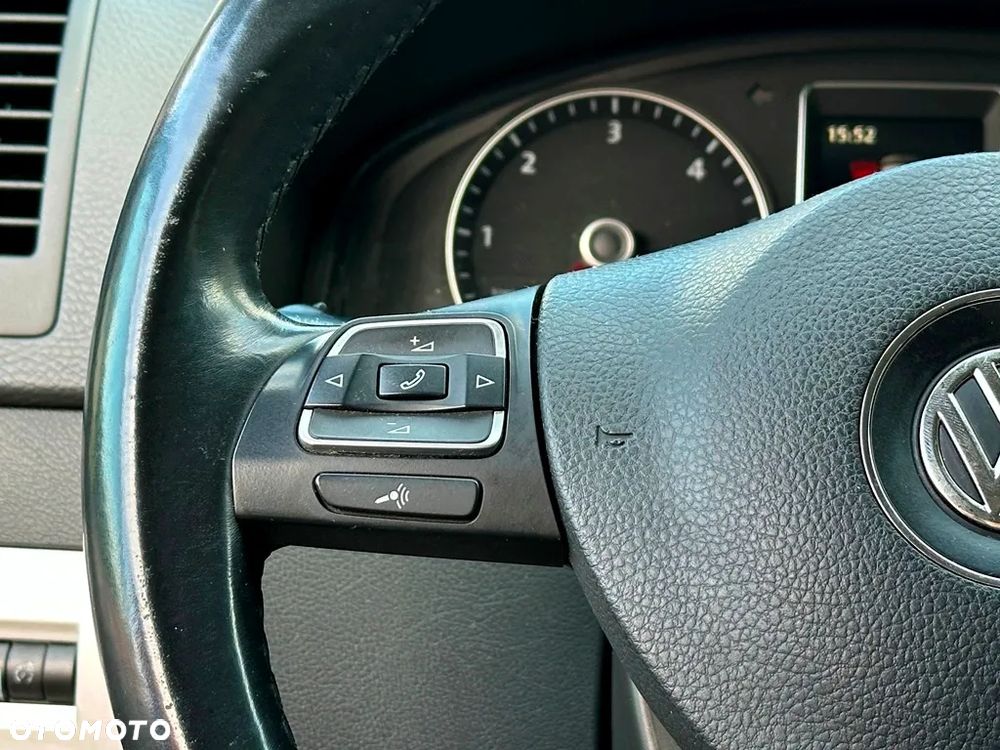 Volkswagen Multivan - 17