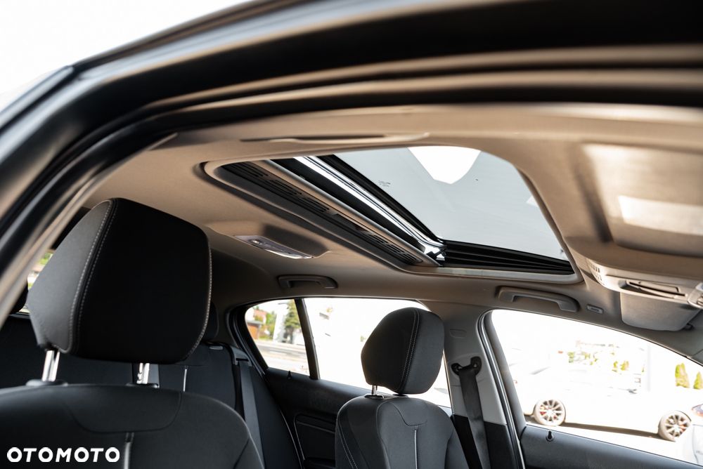 BMW Seria 1 118d Sport Line - 26