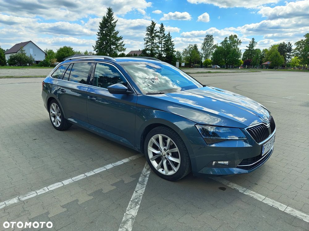 Skoda Superb 2.0 TDI DSG Style - 8