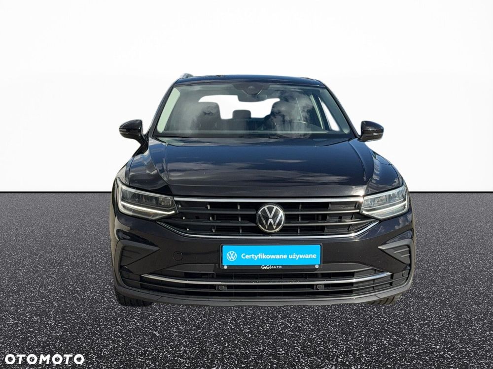 Volkswagen Tiguan - 9