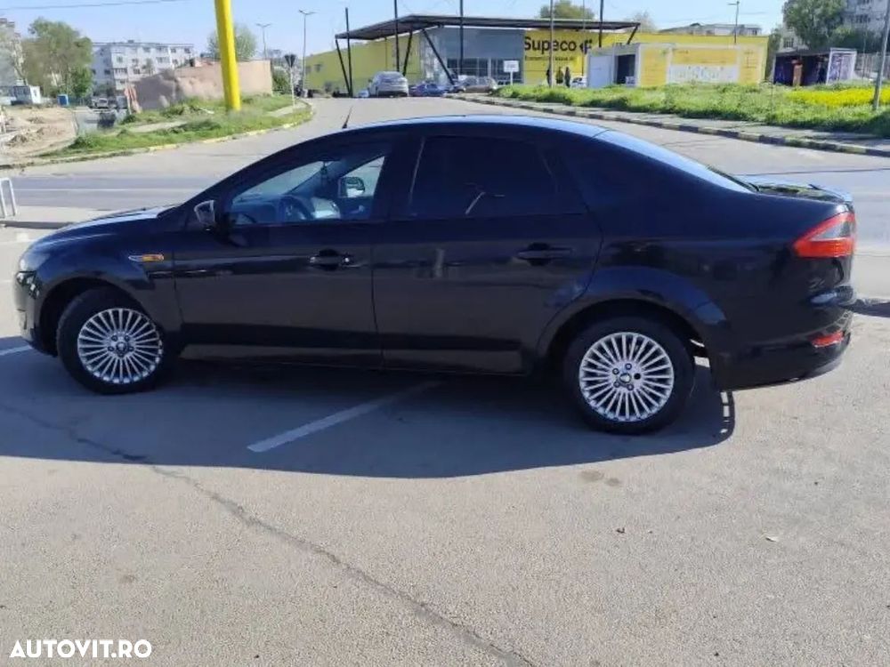 Ford Mondeo 2.0 TDCi Ghia - 4