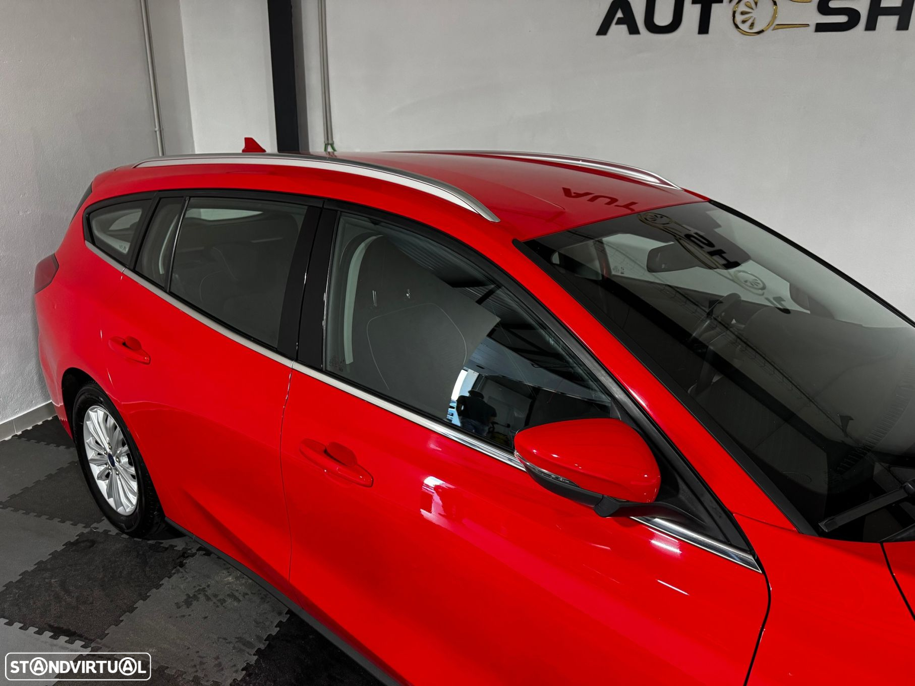 Ford Focus SW - 14