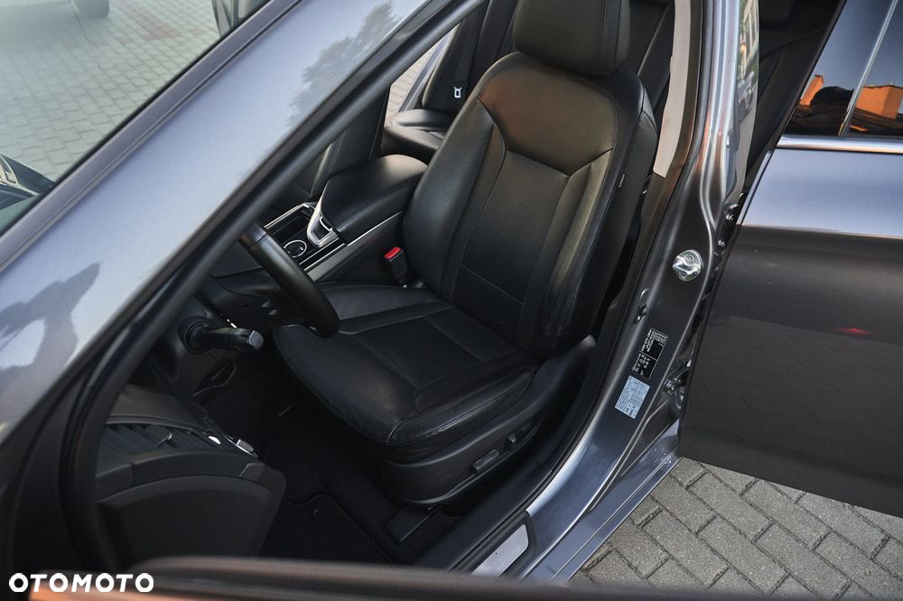 Hyundai i40 Kombi 1.7 CRDi Premium - 24
