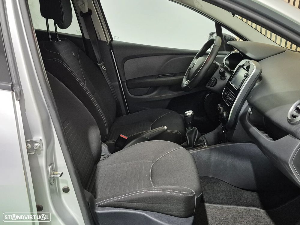 Renault Clio Sport Tourer 0.9 TCe Limited - 12