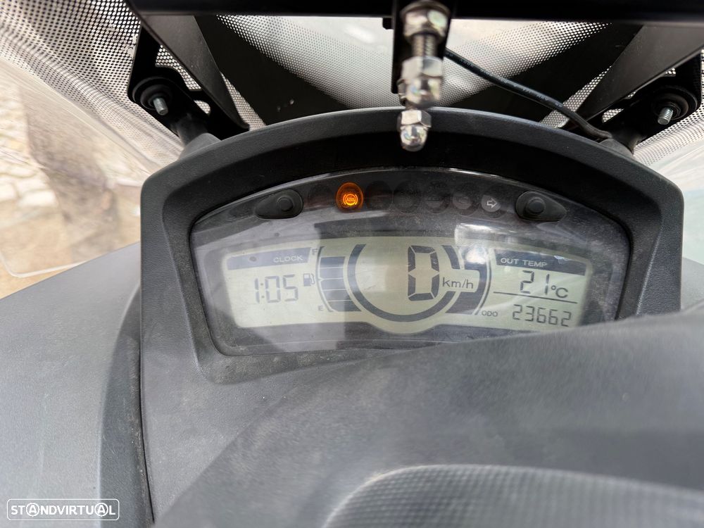 Yamaha Tricity - 4