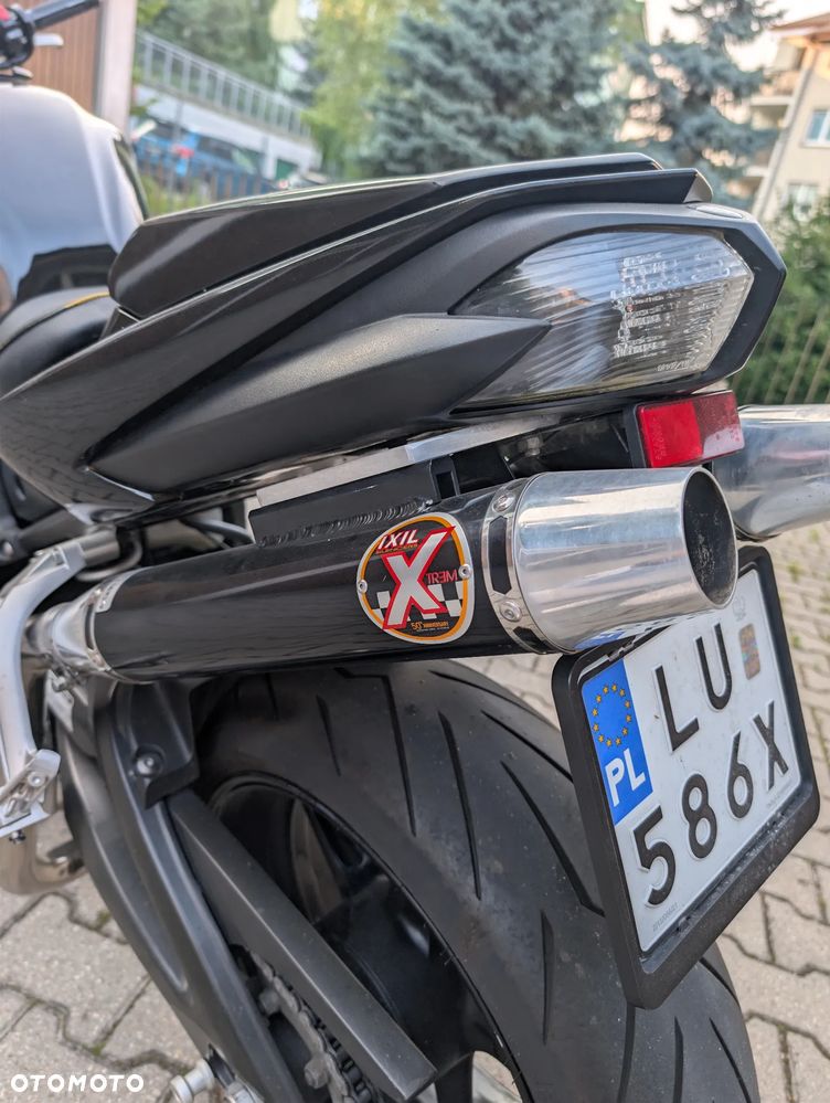 Yamaha FZ - 8
